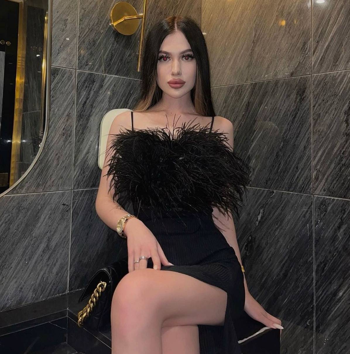 Büyükçekmece Escort Şeyma İle Alevli Bir Gece Yaşayın